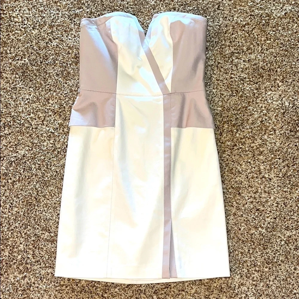 Elegant Rebecca Taylor, Strapless, White and Light Mauve/Purple Dress - Picture 1 of 8